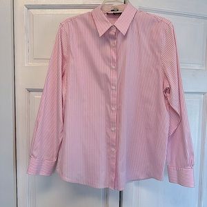 Jones New York Signature no iron blouse - Size L